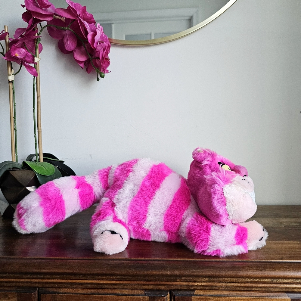 Disney Store Exclusive Cheshire Cat Soft Plush Figure Alice in Wonderland 20"